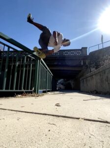 Vaulting Parkour Training